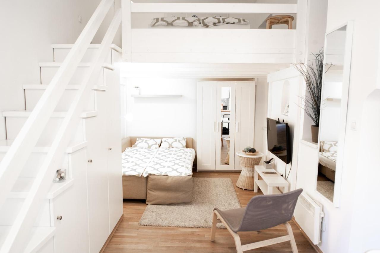 N28 Studio Apartment In Andrassy Boulevard. Budapest Exterior foto